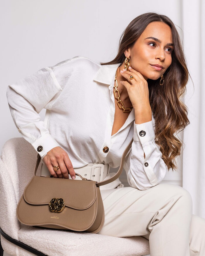 Maison Rinceau MAISON RINCEAU | Le Sac Mona Cappuccino Grainé - Leather shoulder bag