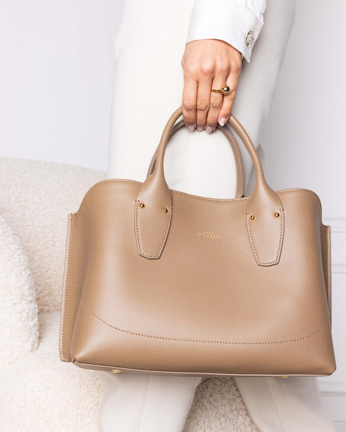 Maison Rinceau MAISON RINCEAU | Le Grand Rosa Cappuccino Grainé - Leather shoulder bag